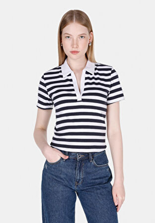 Slim Fit Polo Yaka Çizgili Kadın Beyaz Kısa Kol Tişört Cl1073835