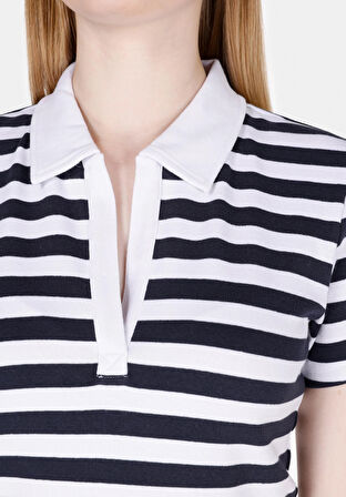 Slim Fit Polo Yaka Çizgili Kadın Beyaz Kısa Kol Tişört Cl1073835