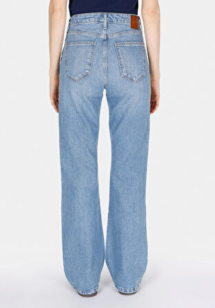 Regular Fit   Kadın Mavi Jean Pantolon