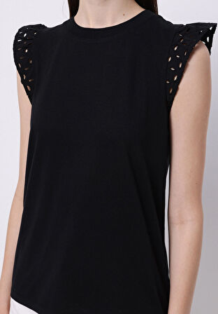 Regular Fit Yuvarlak Yaka Düz Kadın Siyah Kısa Kol Tişört