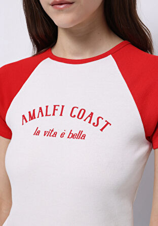 Slim Fit Yuvarlak Yaka Baskılı Kadın Beyaz Kısa Kol Tişört