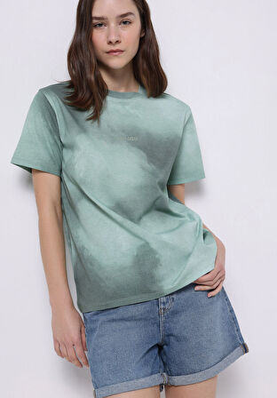 Regular Fit Yuvarlak Yaka Baskılı Kadın Çok Renkli Kısa Kol Tişört