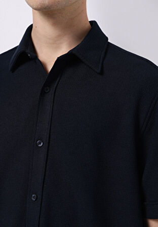 Regular Fit Shirt Neck Jakarlı Erkek Lacivert Kısa Kol Gömlek