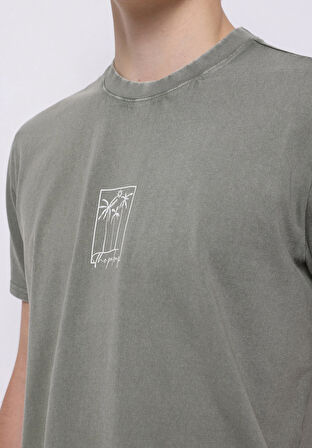 Regular Fit Yuvarlak Yaka Düz Erkek Yeşil Kısa Kol Tişört