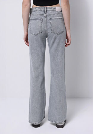 Regular Fit   Kadın Gri Jean Pantolon