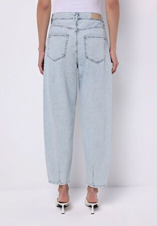 Barrel Fit   Kadın İndigo Jean Pantolon
