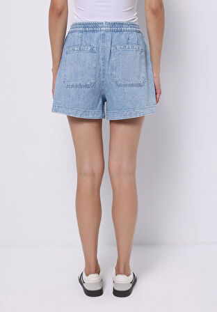 Regular Fit Orta Bel Düz Kadın İndigo Jean Şort