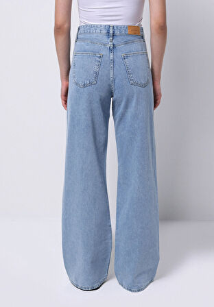 Regular Fit   Kadın Mavi Jean Pantolon