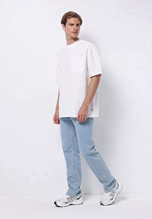Oversize Fit Yuvarlak Yaka Düz Erkek Beyaz Kısa Kol Tişört