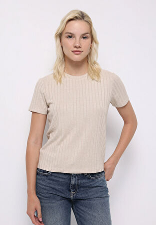 Regular Fit Yuvarlak Yaka Düz Kadın Bej Kısa Kol Tişört