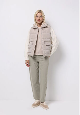 Regular Fit Kapüşonlu Fermuarlı Astarlı Suya Dayanıklı Kadın Ekru Yelek