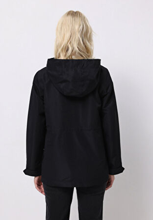 Regular Fit     Kadın Siyah Yağmurluk