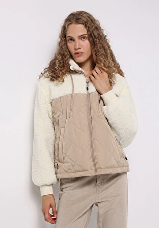 Regular Fit Kapüşonlu Fermuarlı Astarlı Suya Dayanıklı Kadın Bej Mont