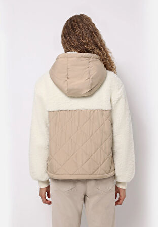 Regular Fit Kapüşonlu Fermuarlı Astarlı Suya Dayanıklı Kadın Bej Mont