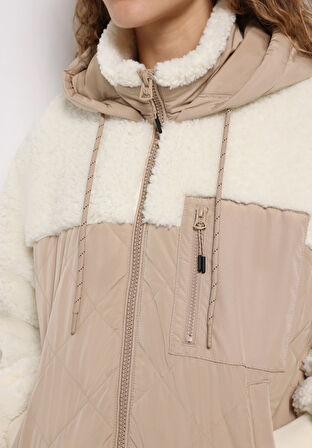 Regular Fit Kapüşonlu Fermuarlı Astarlı Suya Dayanıklı Kadın Bej Mont