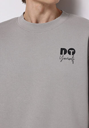 Comfort Fit   Erkek Gri Sweatshirt