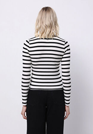 Slim Fit Polo Yaka Çizgili Kadın Siyah Uzun Kol Tişört