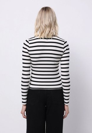 Slim Fit Polo Yaka Çizgili Kadın Siyah Uzun Kol Tişört