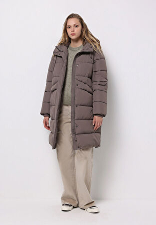 Regular Fit Kapüşonlu Fermuarlı Astarlı Suya Dayanıklı Kadın  Kaban