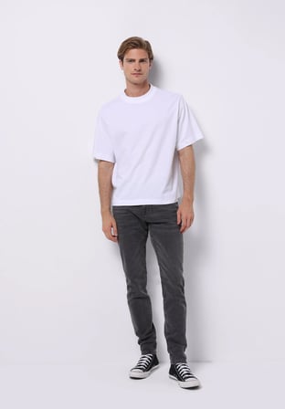 Slim Fit Düşük Bel Dar Paça Erkek Siyah Jean Pantolon