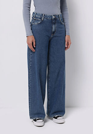 Loose Fit Düşük Bel Geniş Paça Kadın İndigo Jean Pantolon