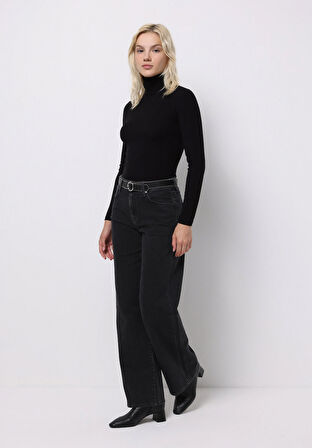 Regular Fit   Kadın Siyah Jean Pantolon