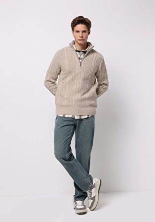 Regular Fit Dik Yaka Jakarlı Erkek Ekru Kazak