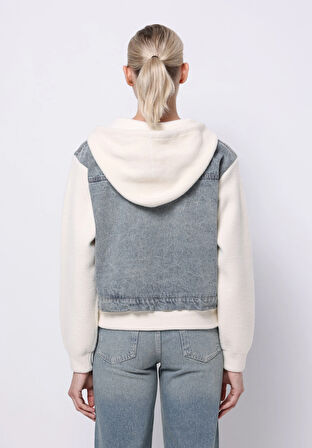 Regular Fit     Kadın Beyaz Hırka