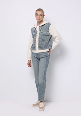 Regular Fit     Kadın Beyaz Hırka