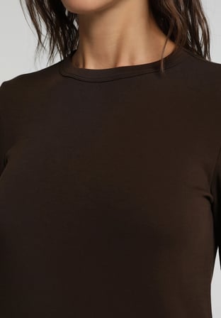 Slim Fit Yuvarlak Yaka Düz Kadın Kahverengi Uzun Kol Tişört