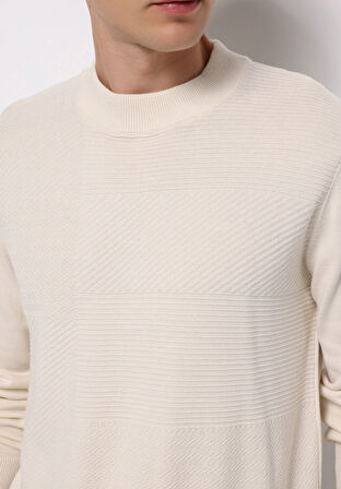 Regular Fit Yuvarlak Yaka Jakarlı Erkek Ekru Kazak