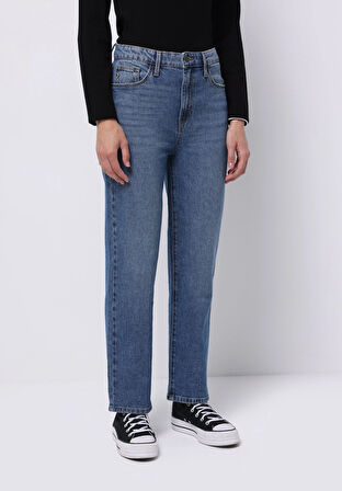 Straight Fit Yüksek Bel Düz Paça Kadın Siyah Jean Pantolon