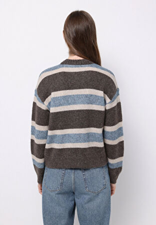 Regular Fit Yuvarlak Yaka Çizgili Kadın Kahverengi Kazak