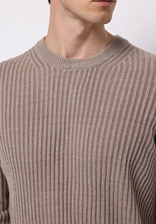 Regular Fit Yuvarlak Yaka Jakarlı Erkek Bej Kazak