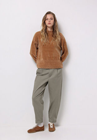 Regular Fit Yuvarlak Yaka Düz Kadın Bej Kazak