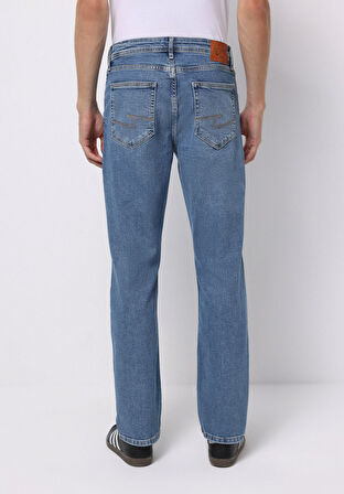 Regular Fit   Erkek Açik İndigo Jean Pantolon