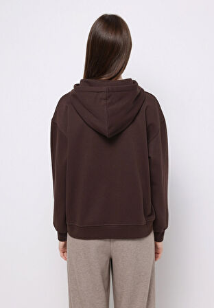 Regular Fit Kapüşonlu Nakışlı Kadın Kahverengi Sweatshirt
