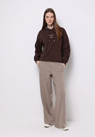 Regular Fit Kapüşonlu Nakışlı Kadın Kahverengi Sweatshirt
