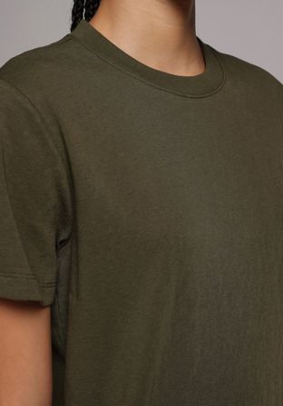 Regular Fit Yuvarlak Yaka Düz Kadın Yeşil Kısa Kol Tişört