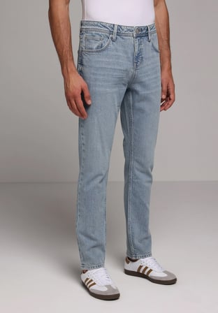 Straight Fit   Erkek Light İndigo Denim Jean Pantolon