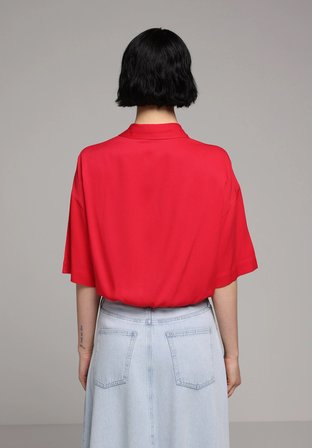 Fashion Fit Shirt Neck Düz Kadın Kirmizi Kısa Kol Gömlek