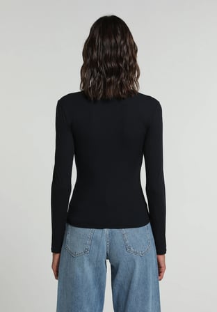 Slim Fit Yuvarlak Yaka Düz Kadın Siyah Uzun Kol Tişört