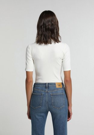 Slim Fit   Kadın Beyaz  Tişört