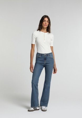 Slim Fit   Kadın Beyaz  Tişört