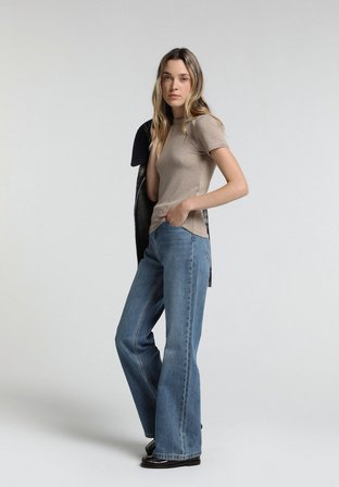 Slim Fit   Kadın Bej  Tişört