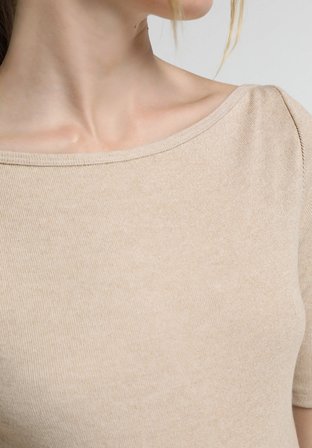 Slim Fit   Kadın Bej  Tişört