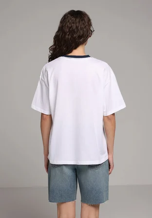 Oversize Fit Yuvarlak Yaka Baskılı Kadın Beyaz Kısa Kol Tişört