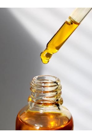 Okti̇R Soğuk Sıkım Kuşburnu Yağı 30 Ml Cilt Lekesi, Kırışıklık Çatlak İzleri Kolagen Gençleştirici