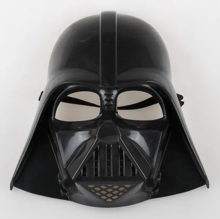 Çuk Boy Yıldız Saşları Star Wars Darth Vader Maskesi ve 90 cm Pelerin Seti Siyah