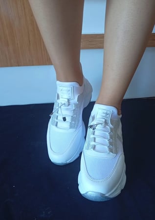 Kadın Yüksek Taban Rahat Şık Günlük Spor Ayakkabı Beyaz Renk